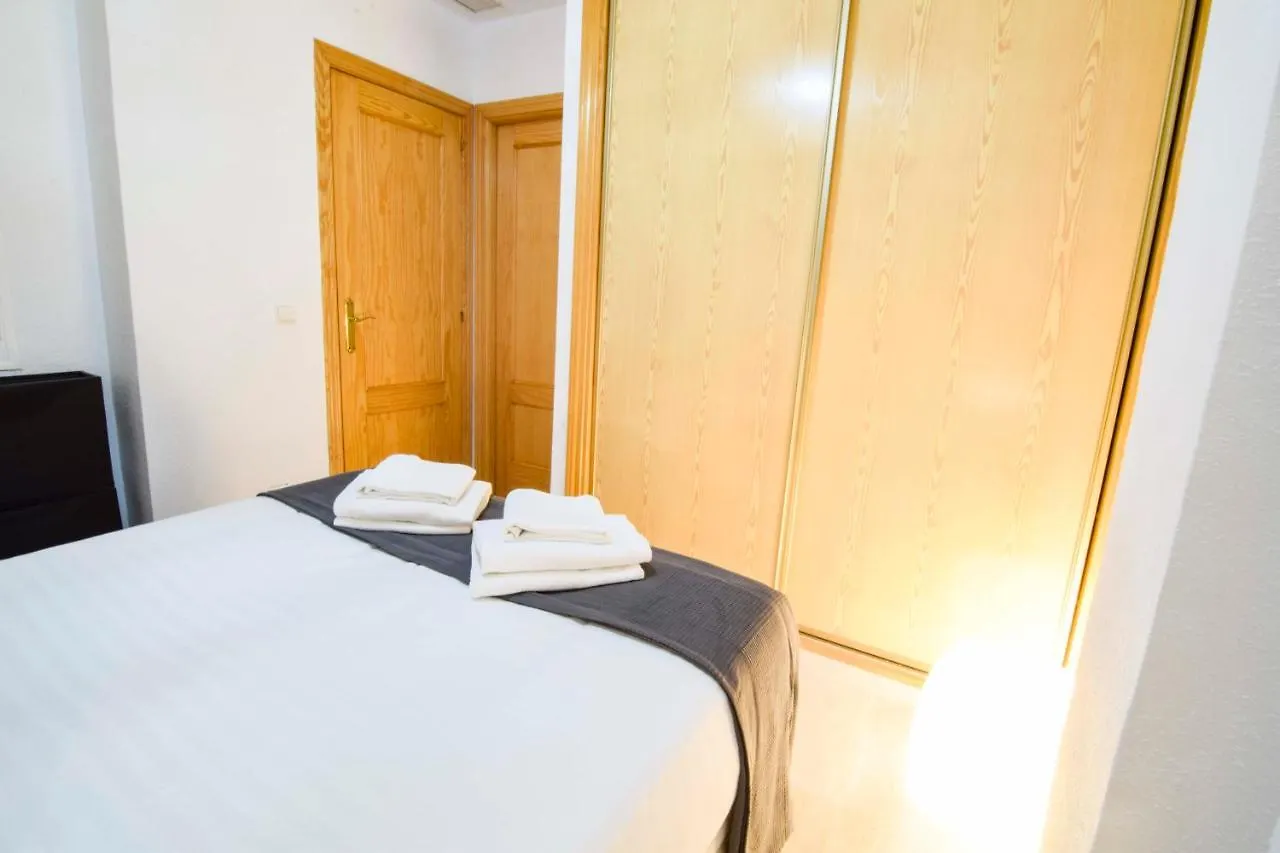 Letmalaga Centro Victoria Apartment 0*, Malaga